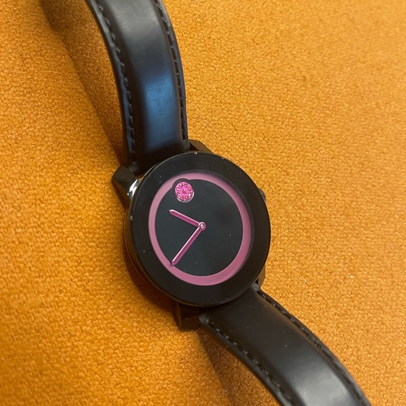 Limited edition Movado watch - Picture 2 of 4